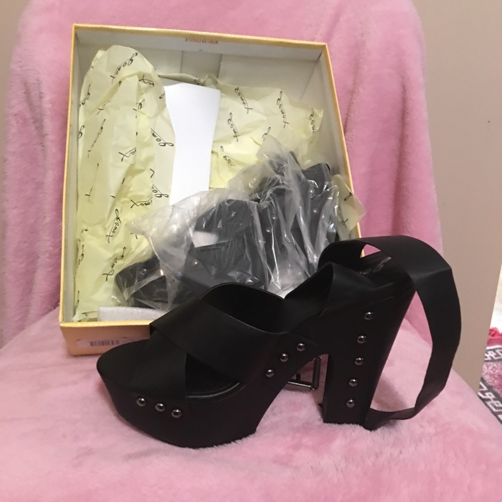 JACQUELINE-01 BLACK HEELS!!👠👠